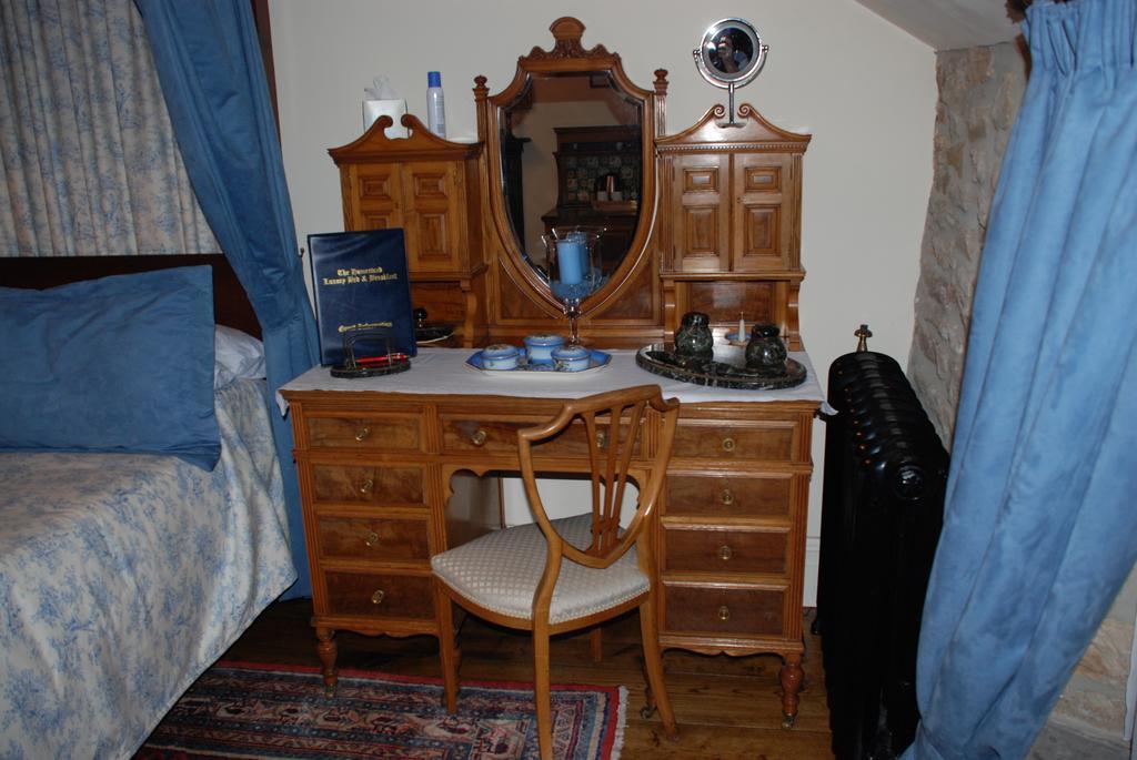 The Homestead Carnforth Room photo